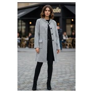 Le Tricot Perugia Women's Knitted Long Virgin Wool Coat/Jacket/Shacket
